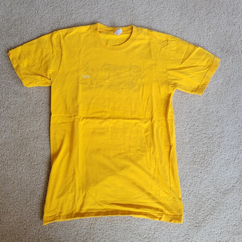 Vintage Apple Store American Apparel shirt size SM